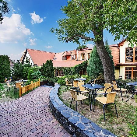 Restaurace A Penzion U Palecku Skuteč Εξωτερικό φωτογραφία
